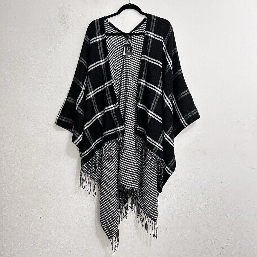 NWT Jones New York Super Soft Black White Reversible Fringe Cape/Wrap One Size